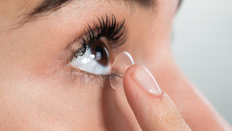 Lee más sobre el artículo Como ponerse lentes de contacto y como sacarlos